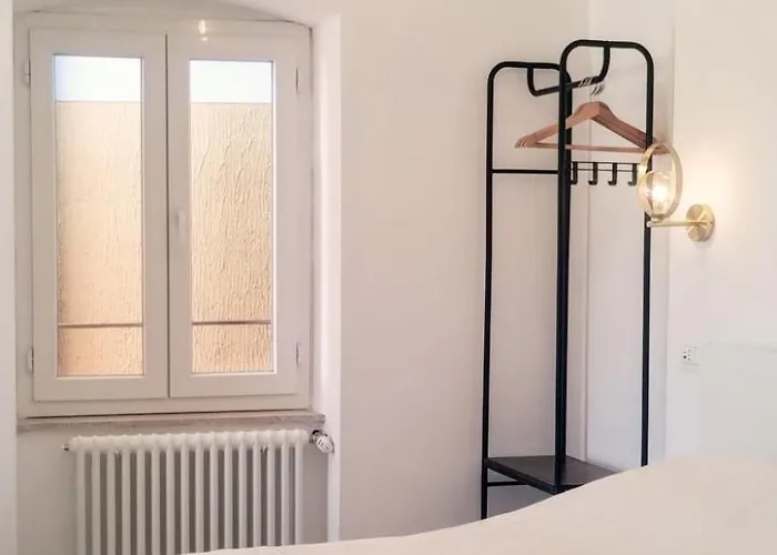 Salvia, Cinque Terre アパート ヴェルナッツァ